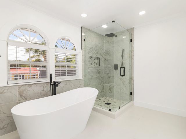 Продажа дома по адресу 3517 N Flagler Drive - фото 6808683