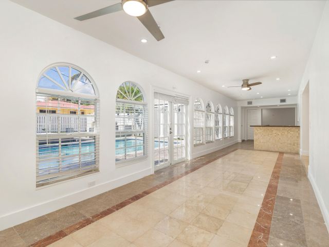 Продажа дома по адресу 3517 N Flagler Drive - фото 6808693