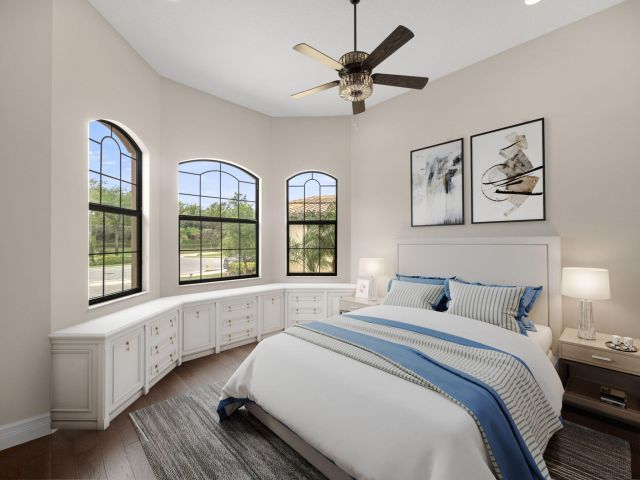 Дом в аренду по адресу 9931 Bozzano Drive - фото 6803663