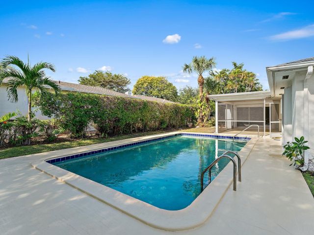 Дом в аренду по адресу 201 Worth Court N - фото 6808634