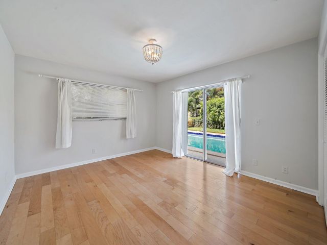 Дом в аренду по адресу 201 Worth Court N - фото 6808636