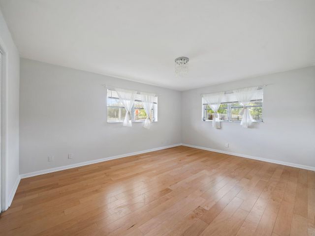 Дом в аренду по адресу 201 Worth Court N - фото 6808637