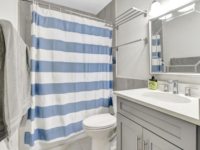 Дом в аренду по адресу 1300 SW 13th Street - фото 6809333