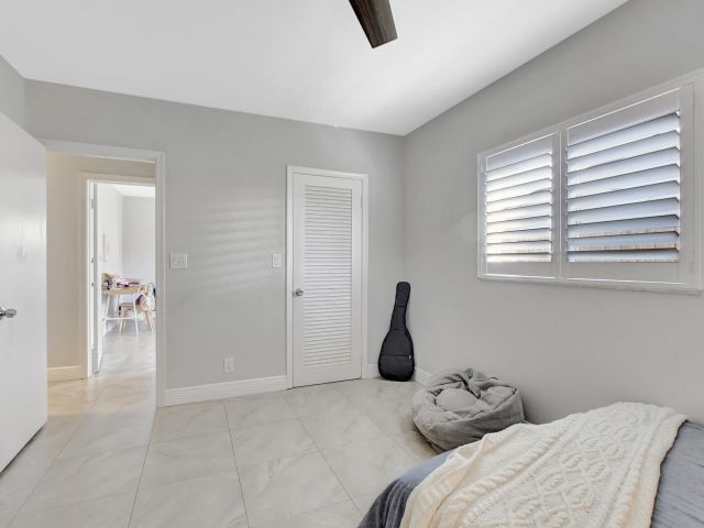 Дом в аренду по адресу 1300 SW 13th Street - фото 6809338