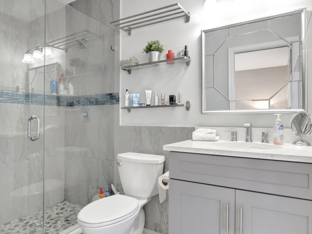 Дом в аренду по адресу 1300 SW 13th Street - фото 6809340