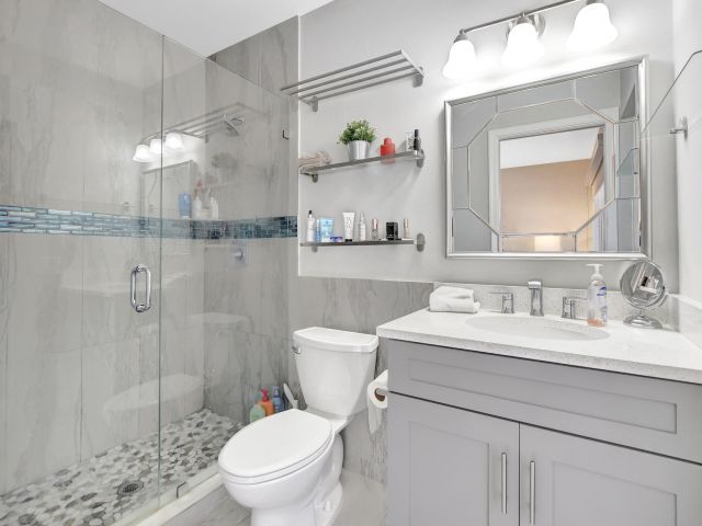 Дом в аренду по адресу 1300 SW 13th Street - фото 6809341