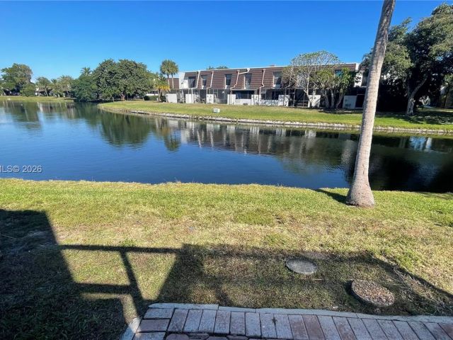 Дом в аренду по адресу 9113 Limetree Ln 170 - фото 7453799