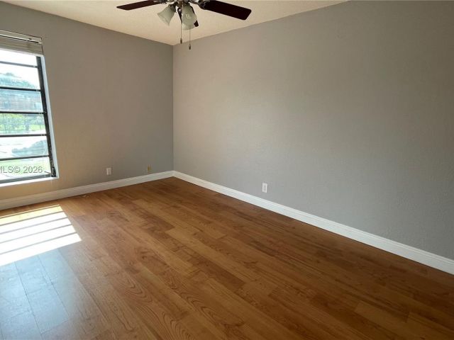 Дом в аренду по адресу 9113 Limetree Ln 170 - фото 7453813