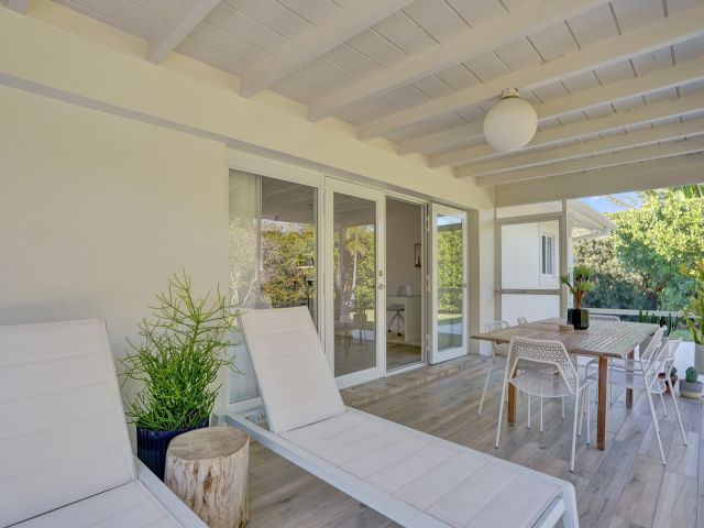 Дом в аренду по адресу 1299 SW 9th Street - фото 6830389