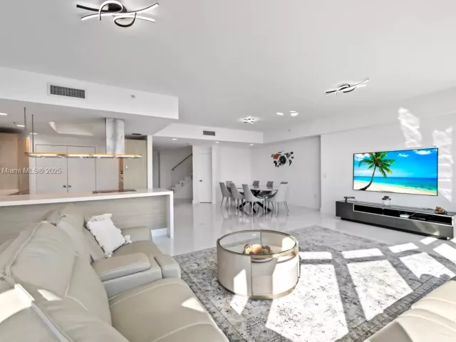 Продажа квартиры #811 - фото 6803201