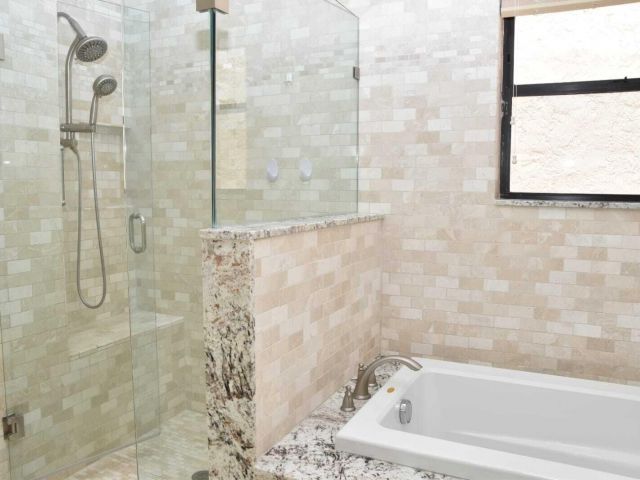 Дом в аренду по адресу 6735 Lago Vista Terrace - фото 6830724