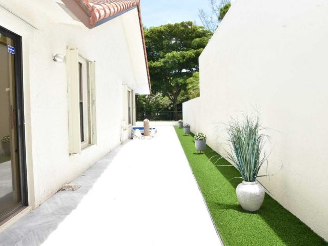 Дом в аренду по адресу 6735 Lago Vista Terrace - фото 6830725