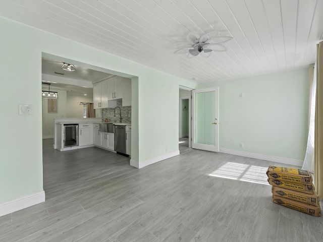 Дом в аренду по адресу 135 E 28th Street - фото 6808078