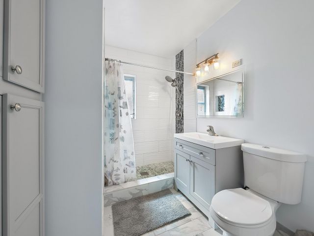 Дом в аренду по адресу 135 E 28th Street - фото 6808081