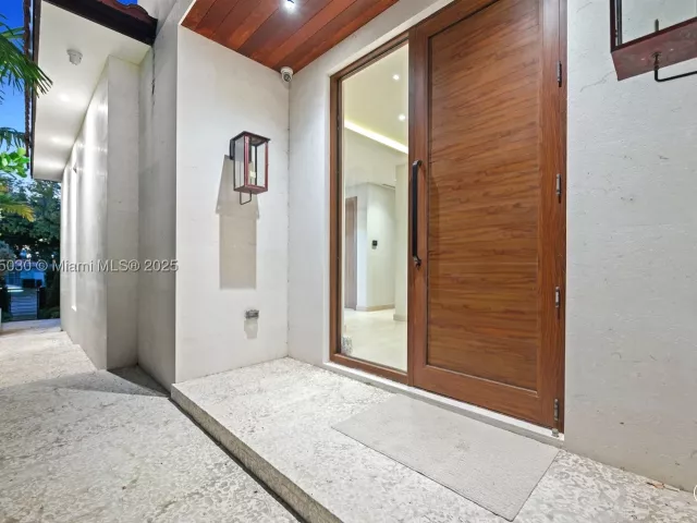 Продажа дома по адресу 5831 Alton Rd - фото 9143384