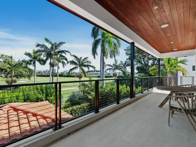 Продажа дома по адресу 5831 Alton Rd - фото 9143392