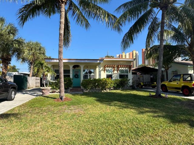 Дом в аренду по адресу 256 E 24th Street - фото 6808053