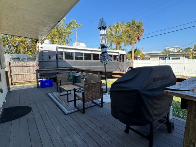 Дом в аренду по адресу 256 E 24th Street - фото 6808054