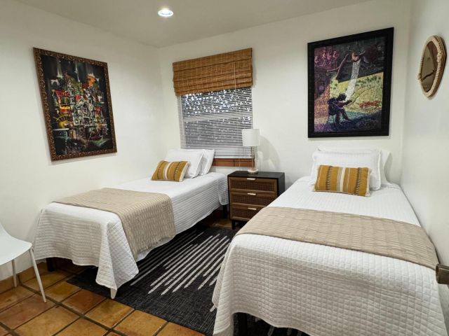 Дом в аренду по адресу 256 E 24th Street - фото 6808067