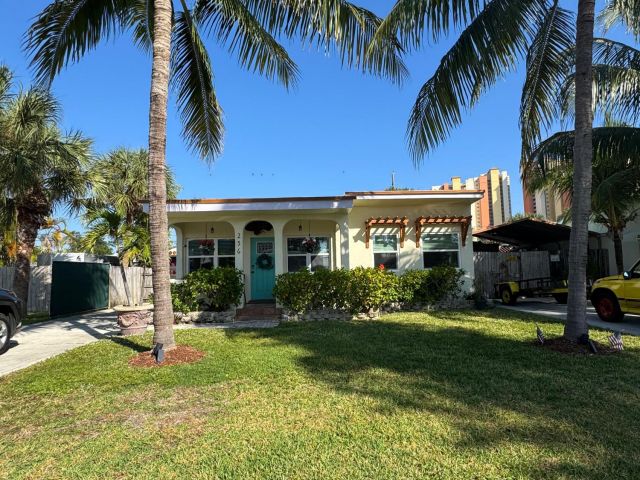 Дом в аренду по адресу 256 E 24th Street - фото 6808072