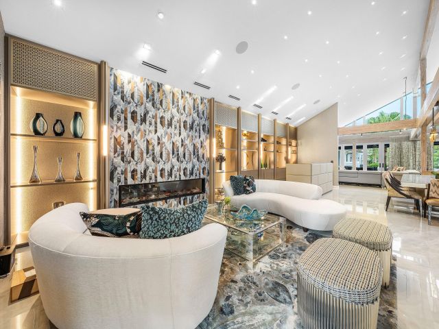 Продажа дома по адресу 6641 Giralda Circle - фото 6846540