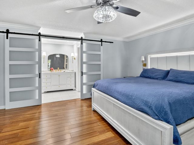 Продажа дома по адресу 501 SW 1st Street - фото 6814322