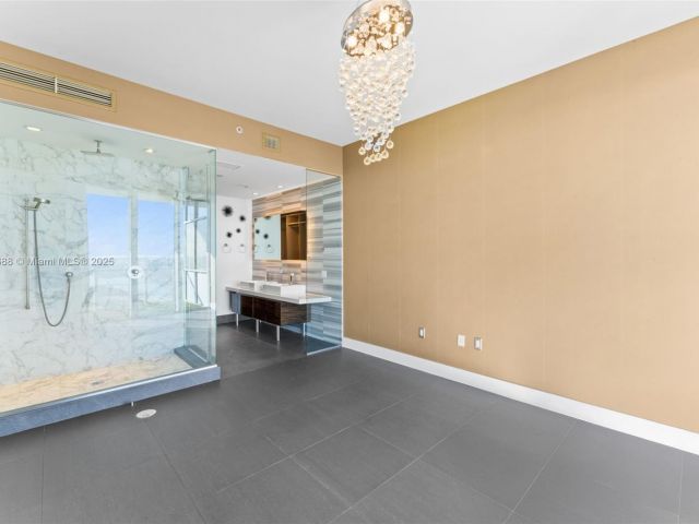 Продажа квартиры #4502 - фото 6804510