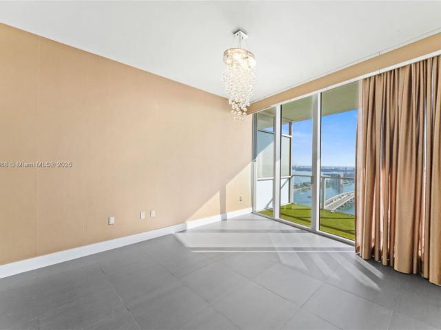 Продажа квартиры #4502 - фото 6804511