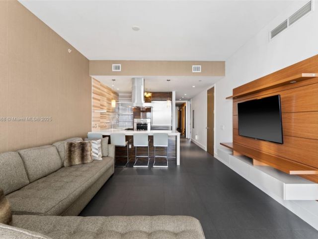 Продажа квартиры #4502 - фото 6804514