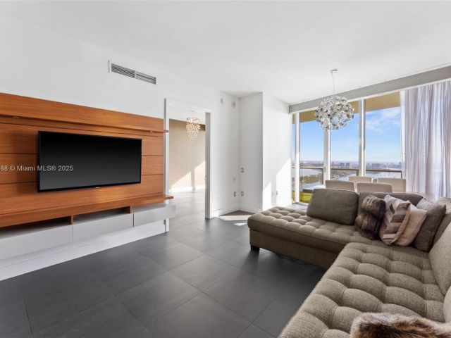 Продажа квартиры #4502 - фото 6804517