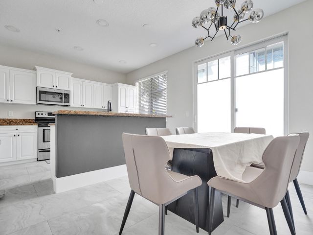 Дом в аренду по адресу 3600 NW 5th Terrace - фото 6808864