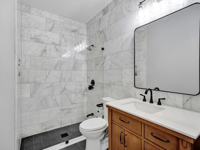 Дом в аренду по адресу 3600 NW 5th Terrace - фото 6808867