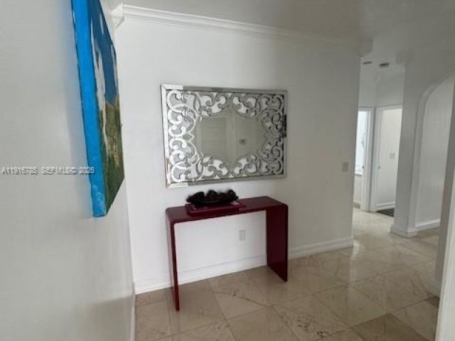 Дом в аренду по адресу 3206 NE 212th St - фото 6823784