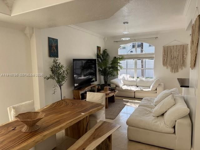 Дом в аренду по адресу 3206 NE 212th St - фото 6823798