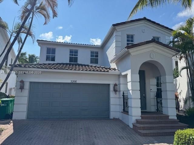 Дом в аренду по адресу 3206 NE 212th St - фото 6823802