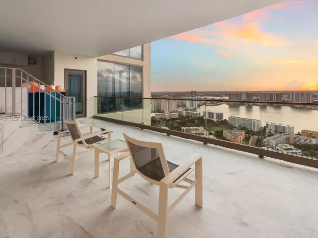 Продажа квартиры #3406 - фото 6815474