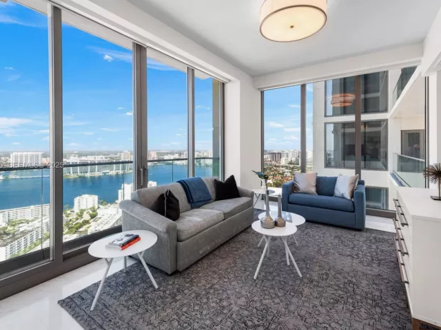 Продажа квартиры #3406 - фото 6815460