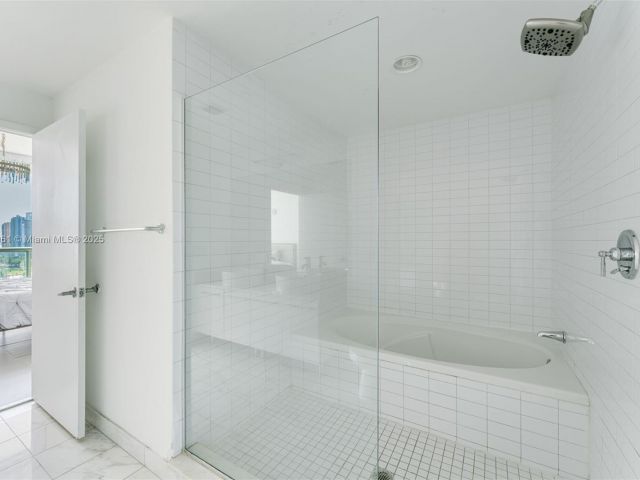 Продажа квартиры #1704 - фото 6807774