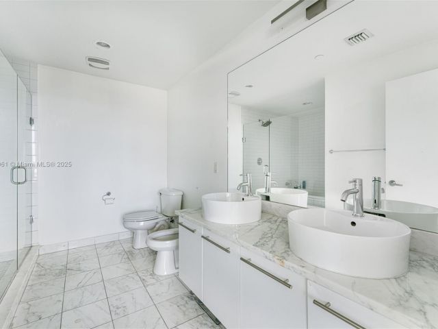 Продажа квартиры #1704 - фото 6807775