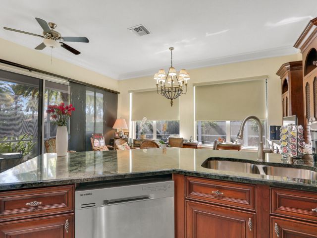 Продажа дома по адресу 8241 Heritage Club Drive - фото 6808336