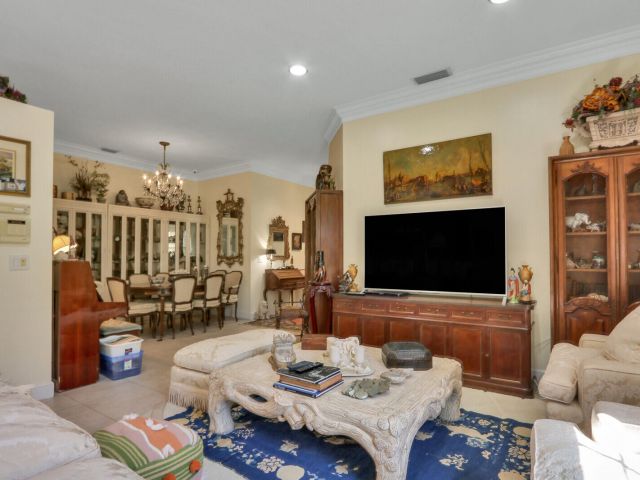 Продажа дома по адресу 8241 Heritage Club Drive - фото 6808339