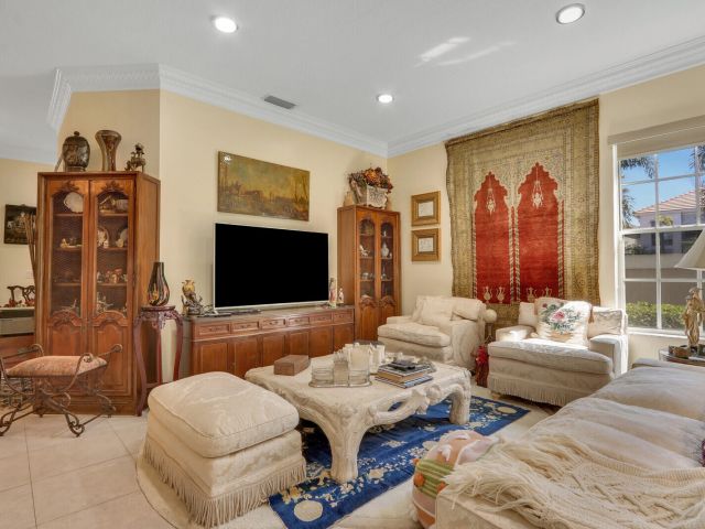 Продажа дома по адресу 8241 Heritage Club Drive - фото 6808340