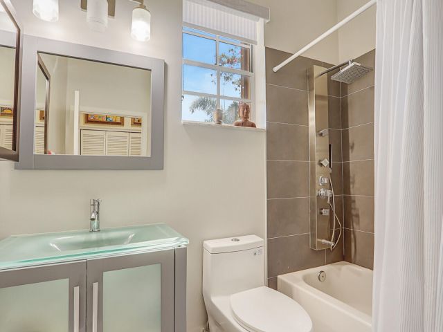 Продажа дома по адресу 8241 Heritage Club Drive - фото 6808342