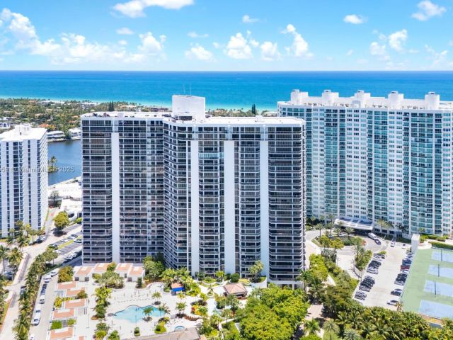 Продажа квартиры #1009 - фото 6806875