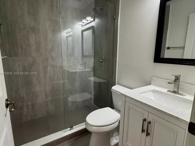 Дом в аренду по адресу 10159 NW 43rd Ter - фото 6806296