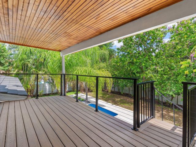 Дом в аренду по адресу 2668 NW 41st Street - фото 6830363