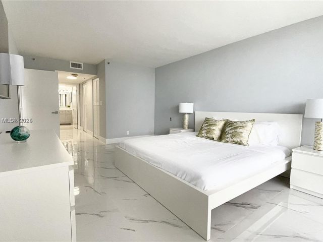 Квартира в аренду номерA-1950 - фото 6809734