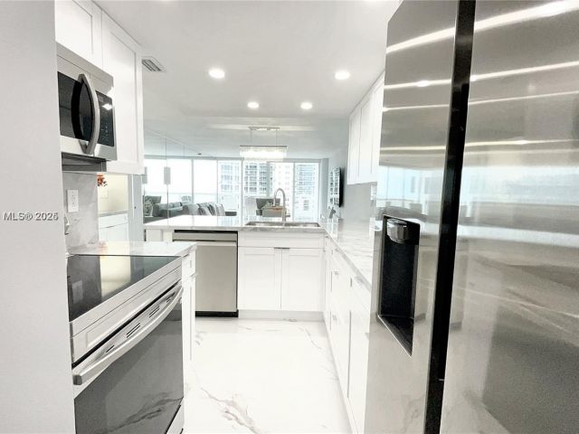 Квартира в аренду номерA-1950 - фото 6809743