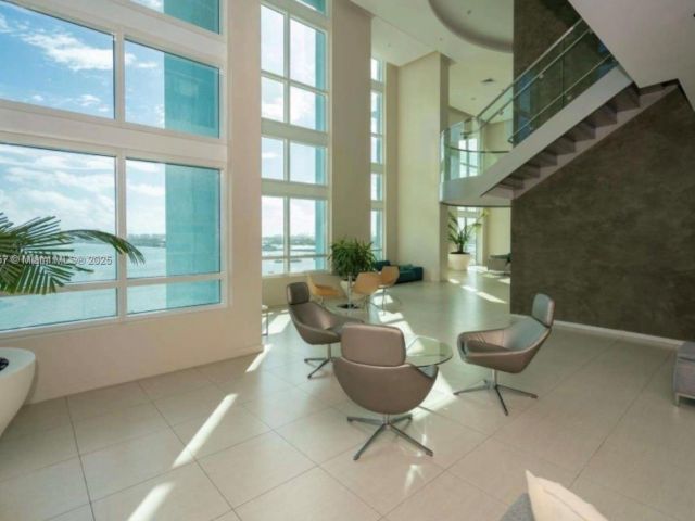 Квартира в аренду номер3811 - фото 6809692