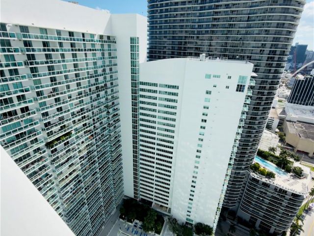 Квартира в аренду номер3811 - фото 6809695